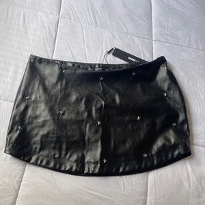 FN MINI SKIRT